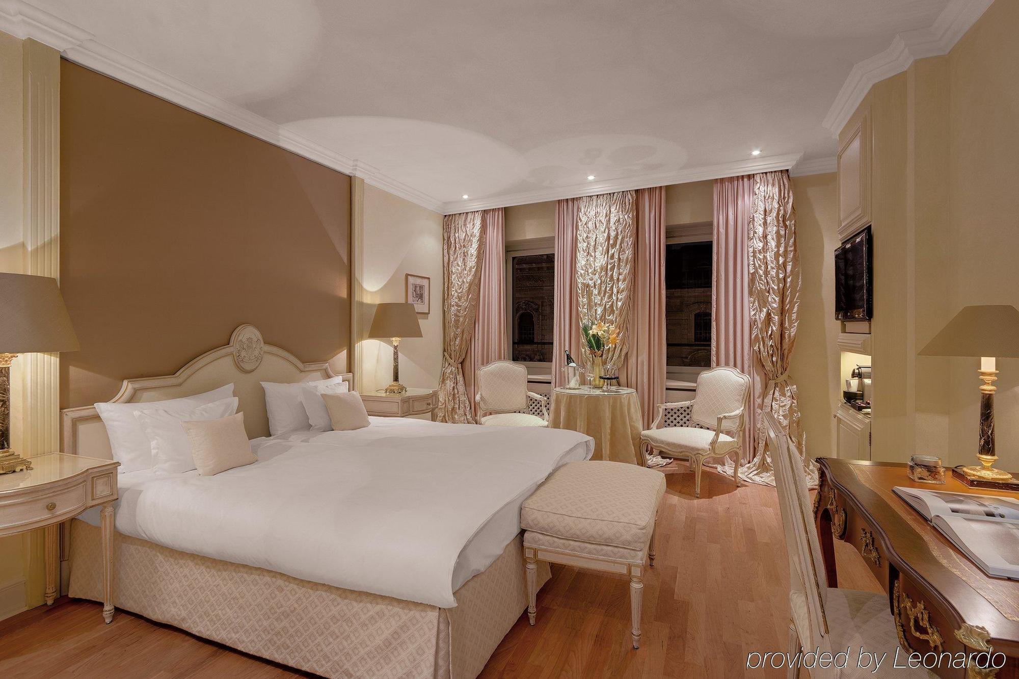 Hotel Koenigshof München Rom bilde